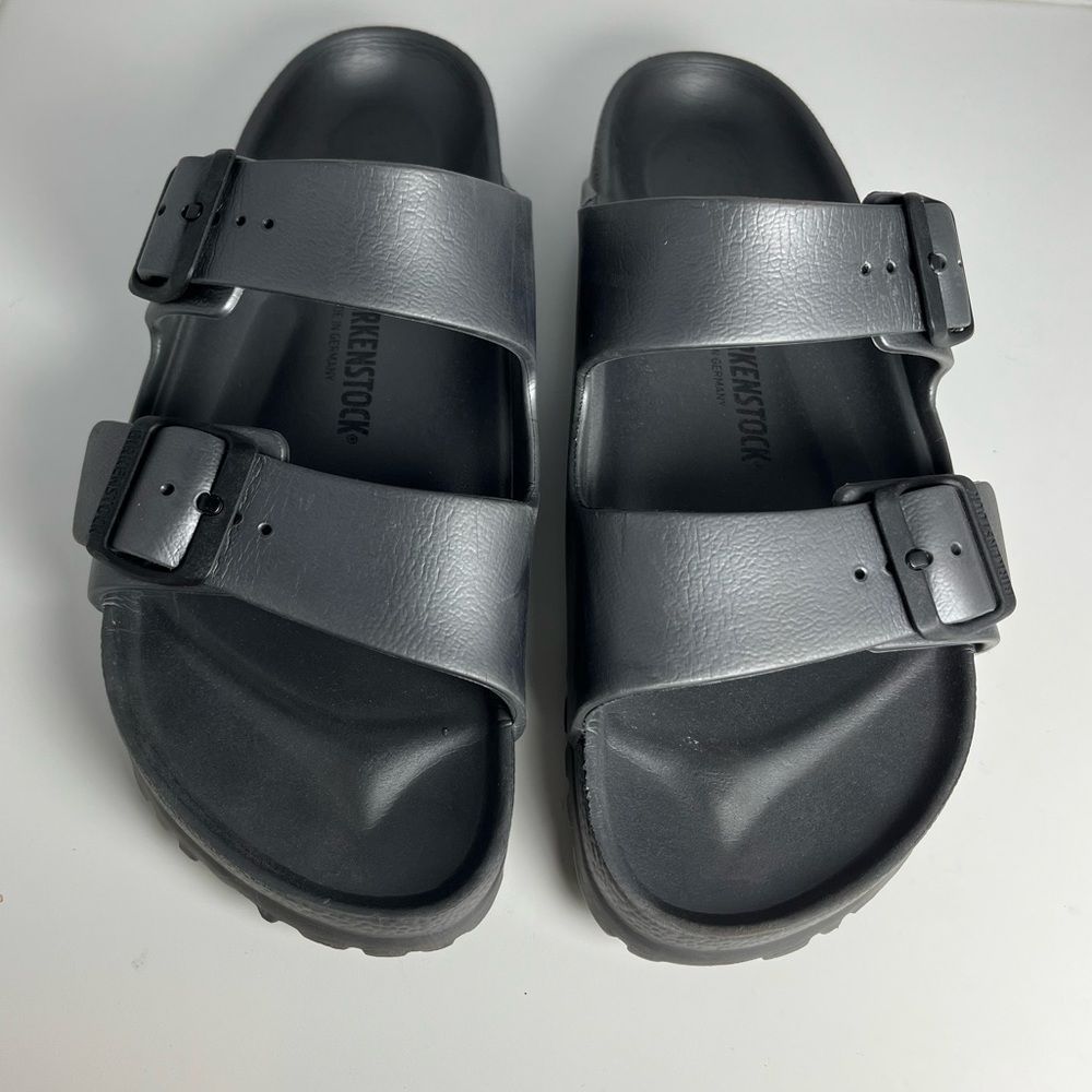 Birkenstock Arizona Essentials grey slides.
